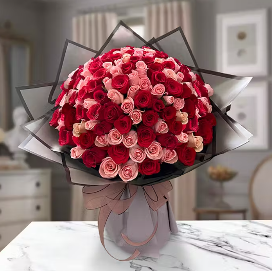 Ramo Buchón 100 rosas claritas 100 rosas rojas