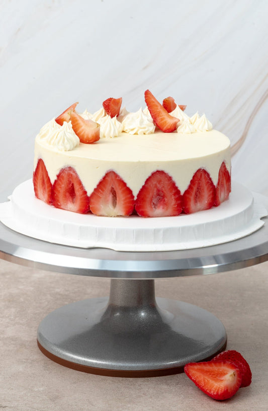 Pastel Grande de Fresa - Chocolate y Queso Philadelphia