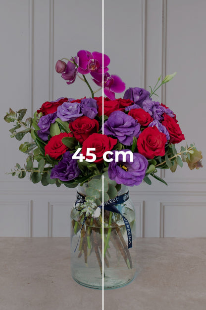 Mora Roja - Rosa Roja, Lisianthus Morado y Orquídea