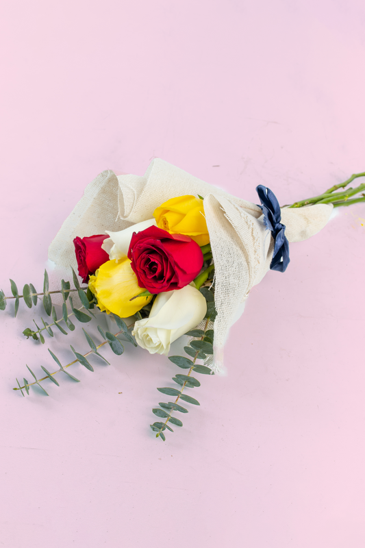 Ramo 6 Rosas Mix - Envoltura Yute OAX CENTRO