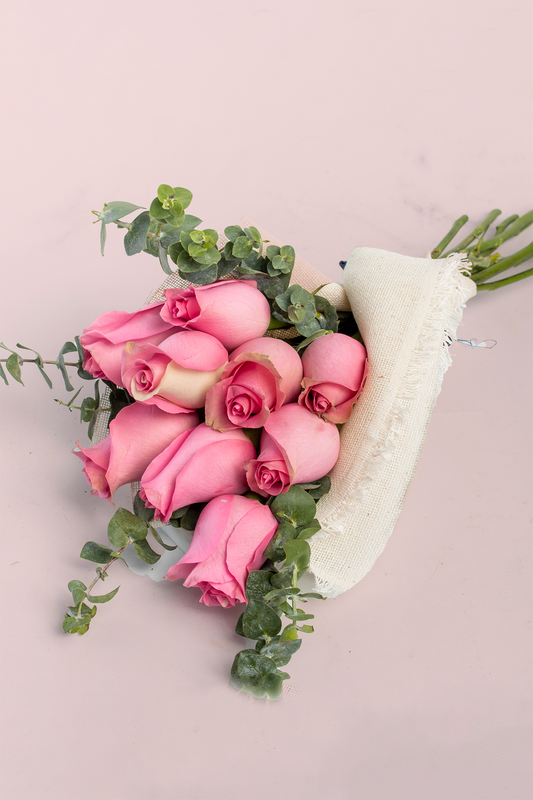 Ramo 9 Rosas Rosas - Envoltura Yute Cuau. Iz.
