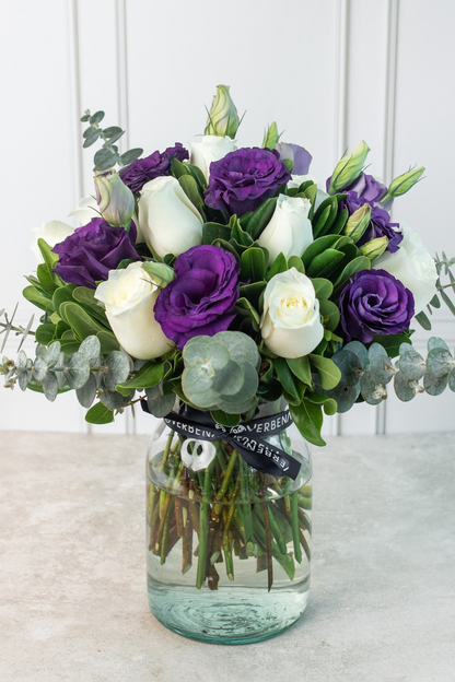 Claro de Luna - Rosa Blanca y Lisianthus Morado