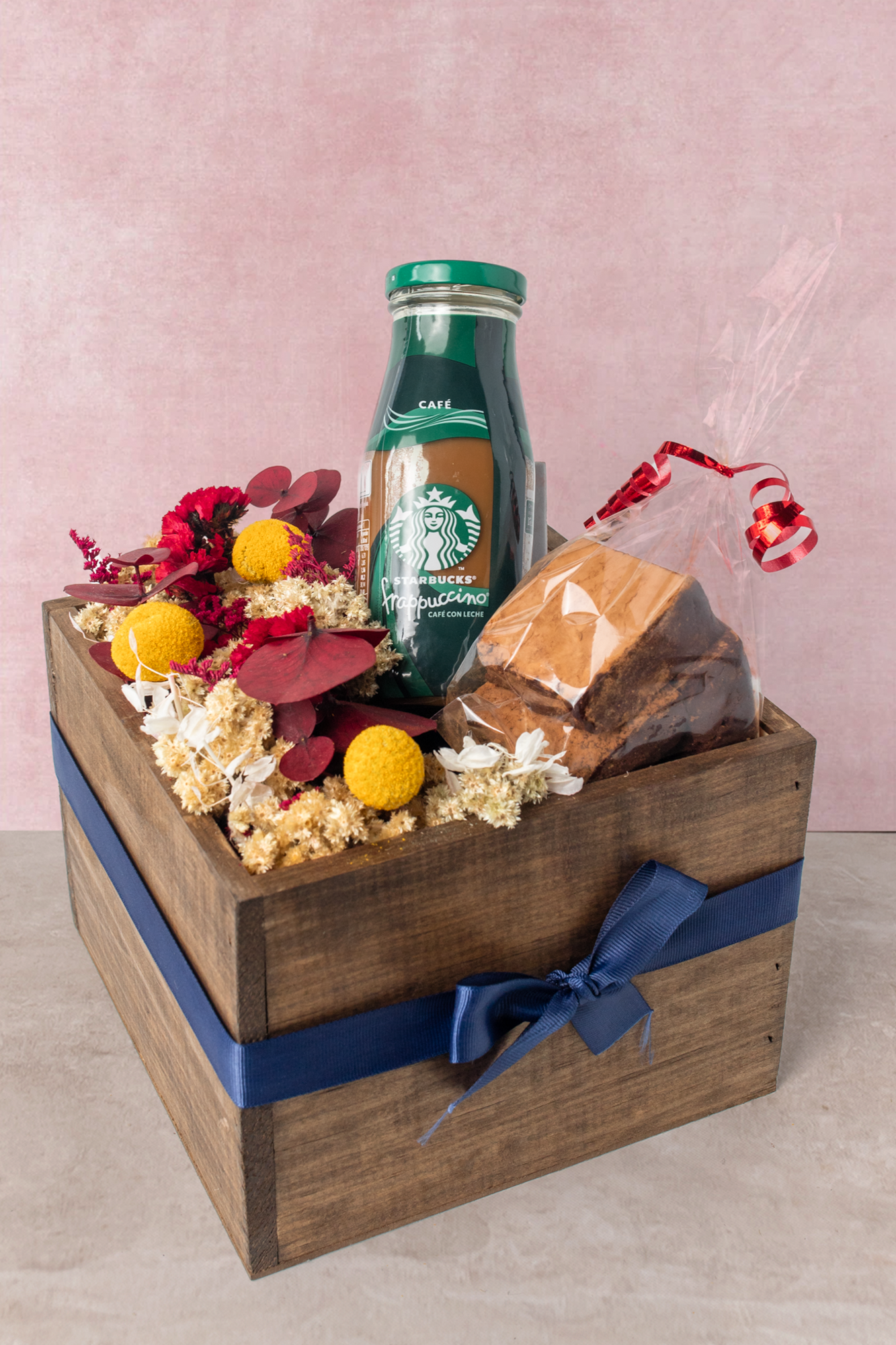 Caja Desayuno Dulce MOM – Frappuccino Starbucks, Brownies & Flores