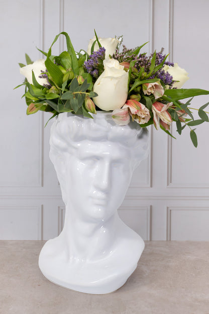Cabeza de David - Rosa Blanca, Astromelias y Limonium