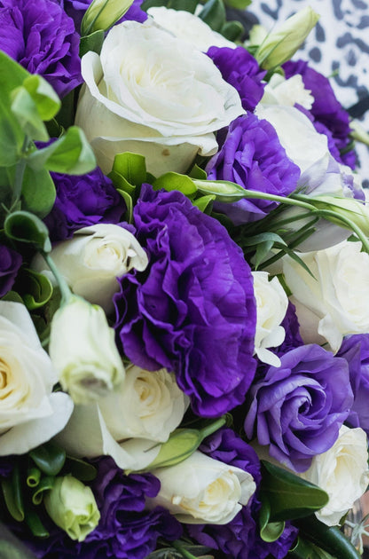 Bouquet de Alba // Rosa Blanca y Lisianthus Morado
