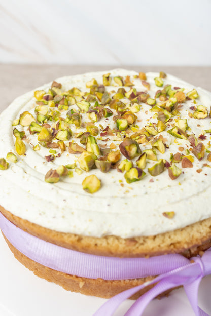 Pastel Grande de Pistache - Chocolate Blanco y Pistache