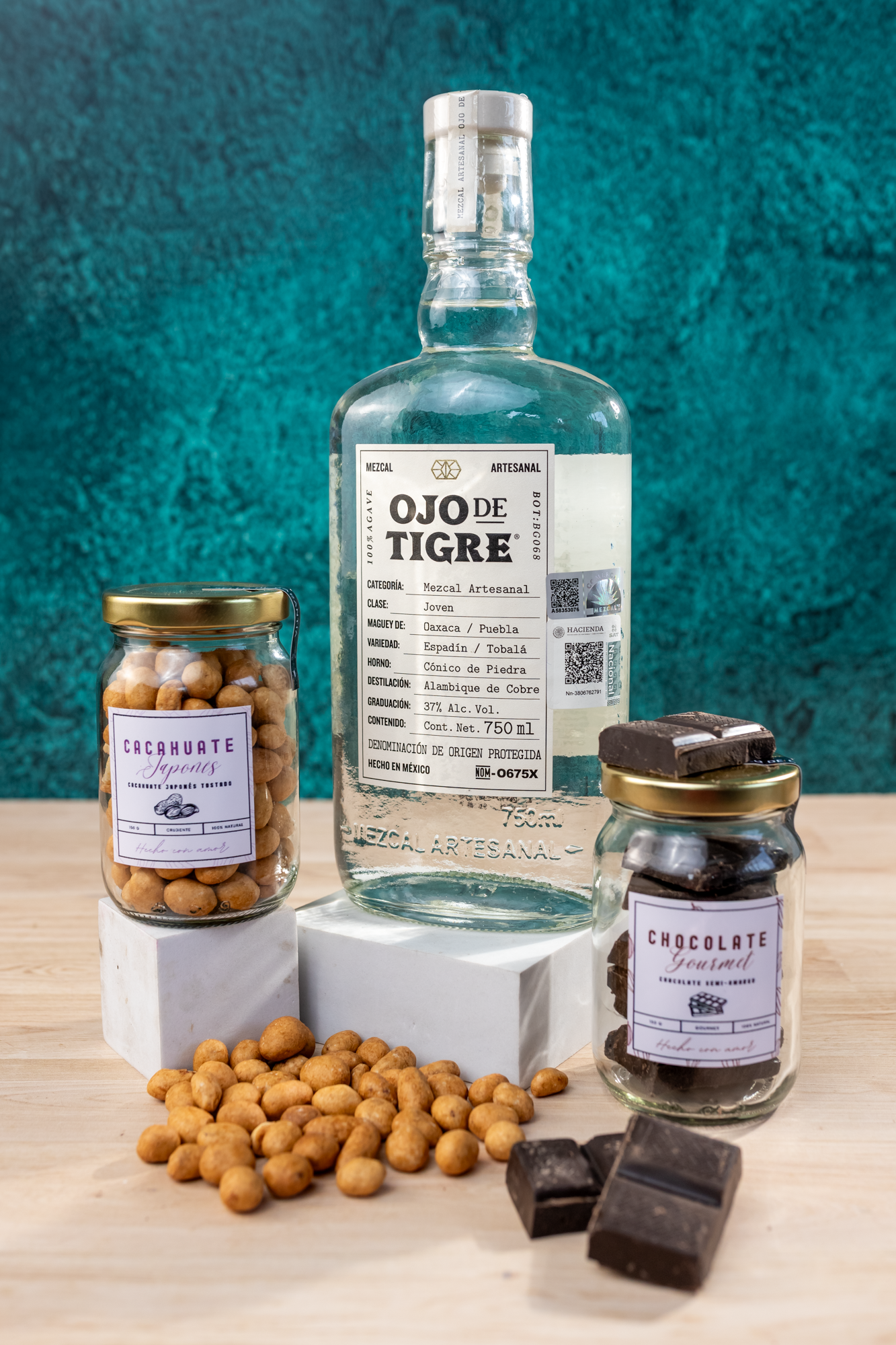 Kit Ojo de Tigre 750 ml - Ferreros, Cacahuates + Suculenta