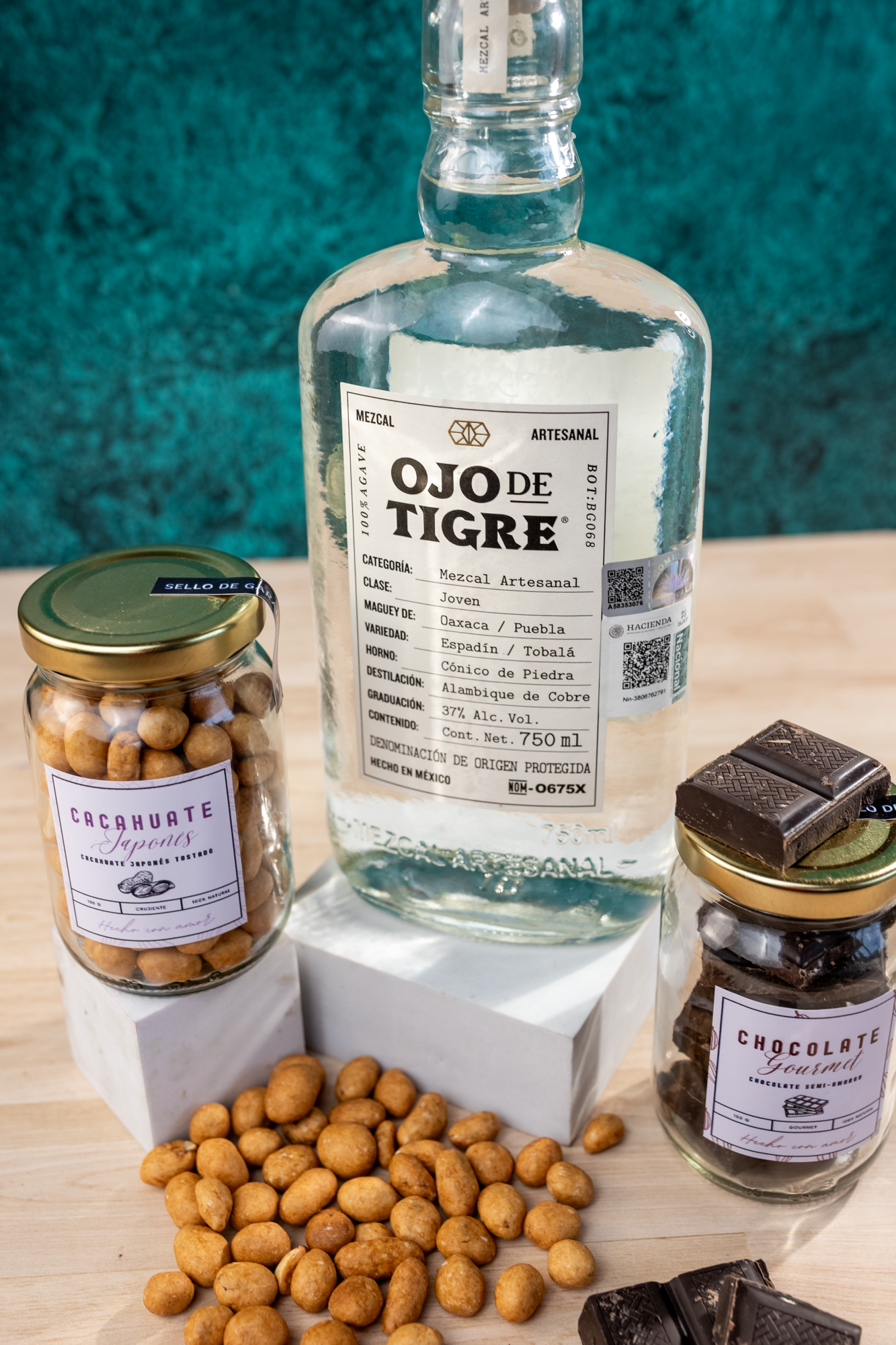 Kit Ojo de Tigre 750 ml - Ferreros, Cacahuates + Suculenta