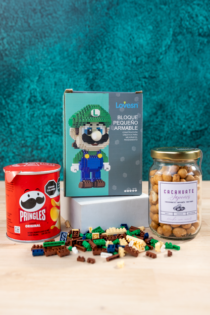 Luigi - Building Blocks 3D Figure