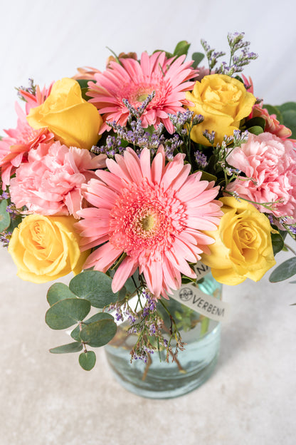 Brillo de Sol - Gerbera Rosa con Rosa Amarilla
