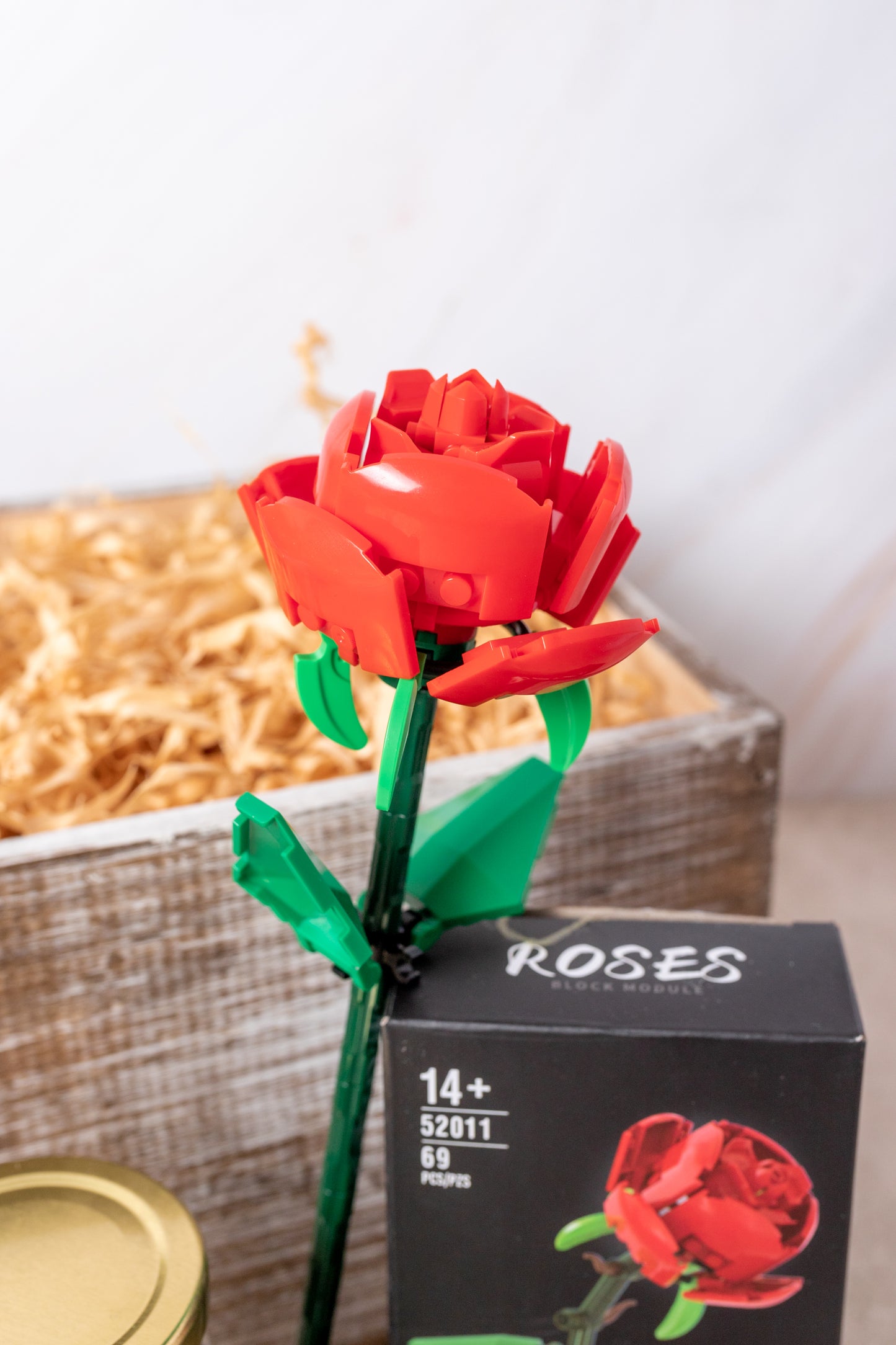 Rosa Roja- Bloques Para Armar Figura 3D, Cacahuates y Dulces
