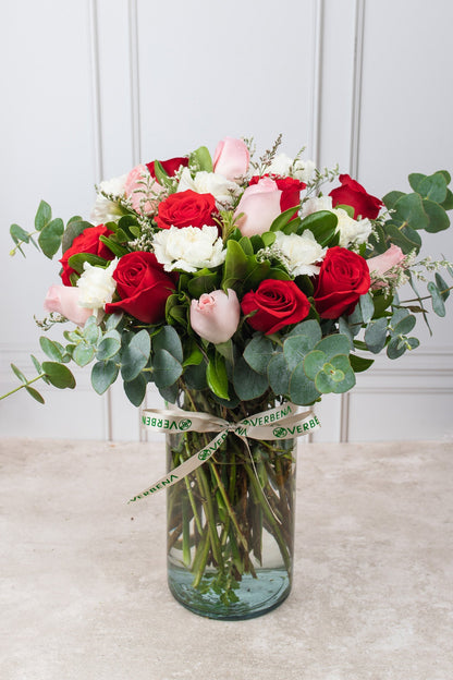 María Félix MOM Rosa Roja y Rosa Clarita con Clavel Blanco