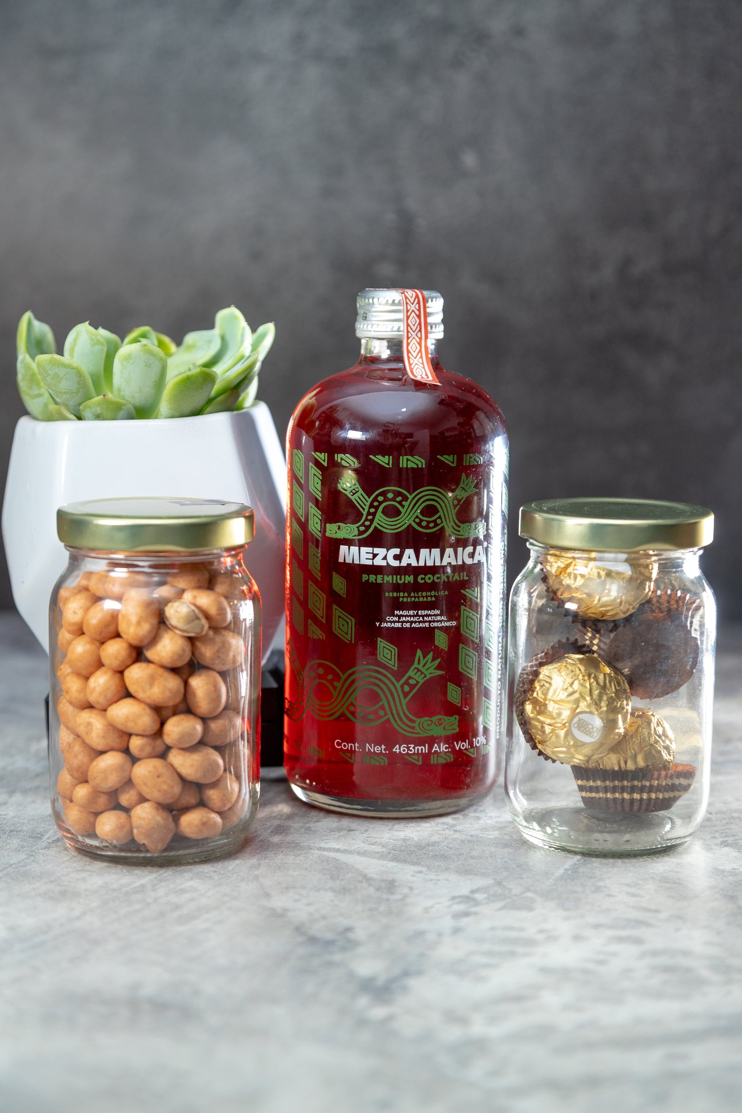 Kit Mezcamaica - Mezcal, Chocolates, Cacahuates y Suculenta