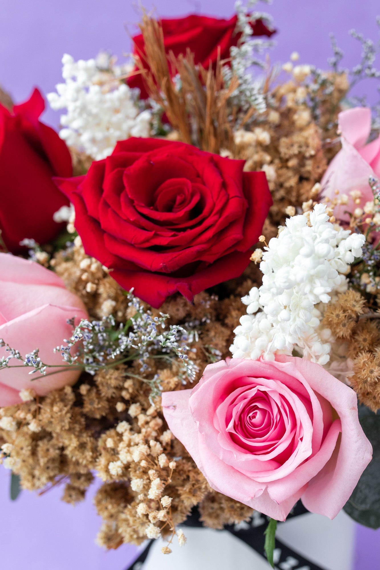 Piensa en Mí - Rosa Roja y Clara en Cerámica