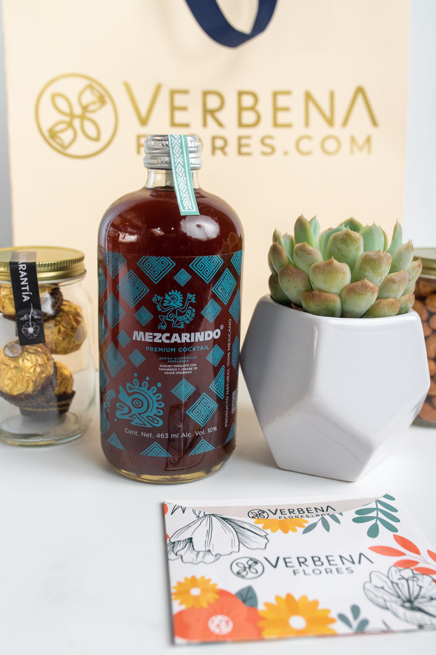 Kit Mezcarindo - Mezcal, Chocolates, Cacahuates + Suculenta