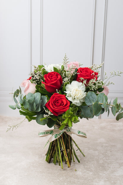 Ramo María Bonita - Rosa Roja, Rosa Clarita y Clavel Blanco Cun